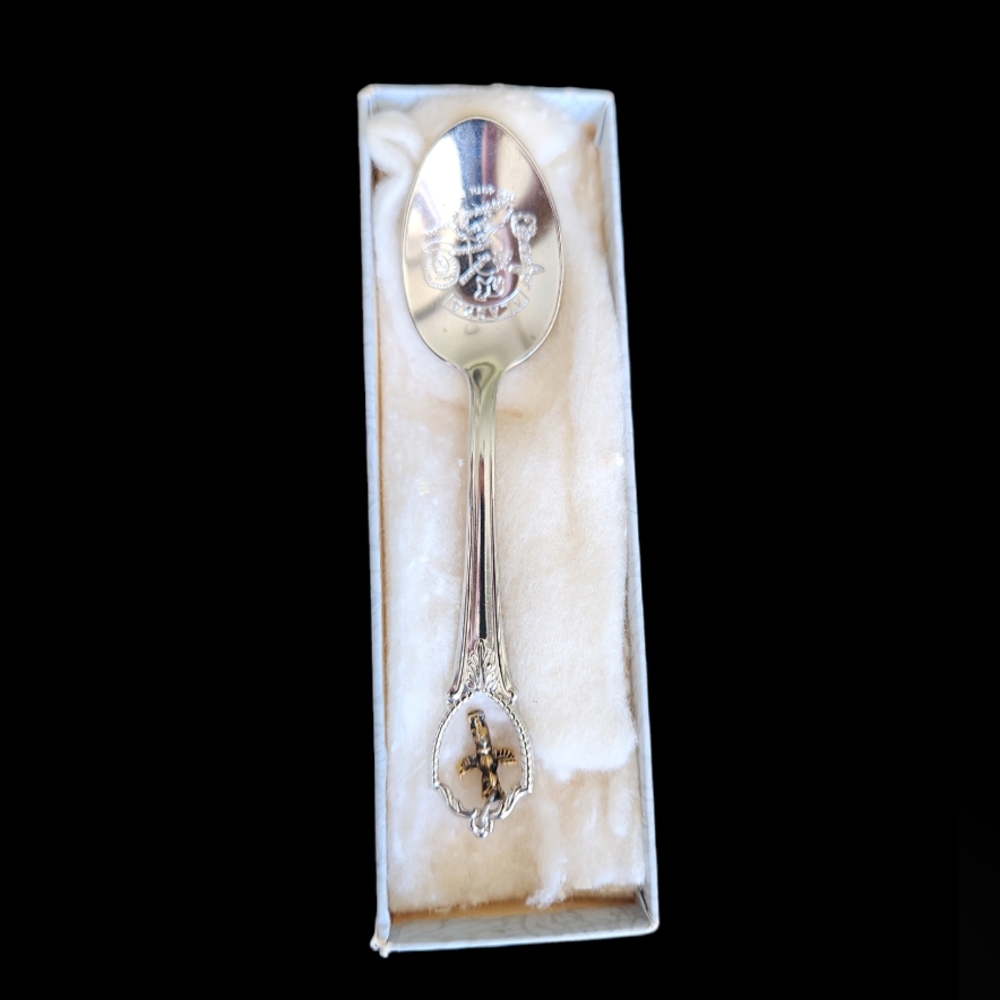 ALASKA TREASURE SHOP 424_4th A enh TEA SPOON